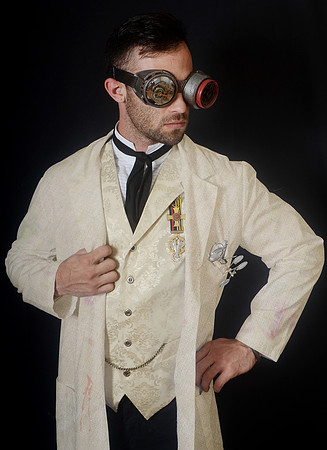 Dr Martingale Fitchly, en laboratoire